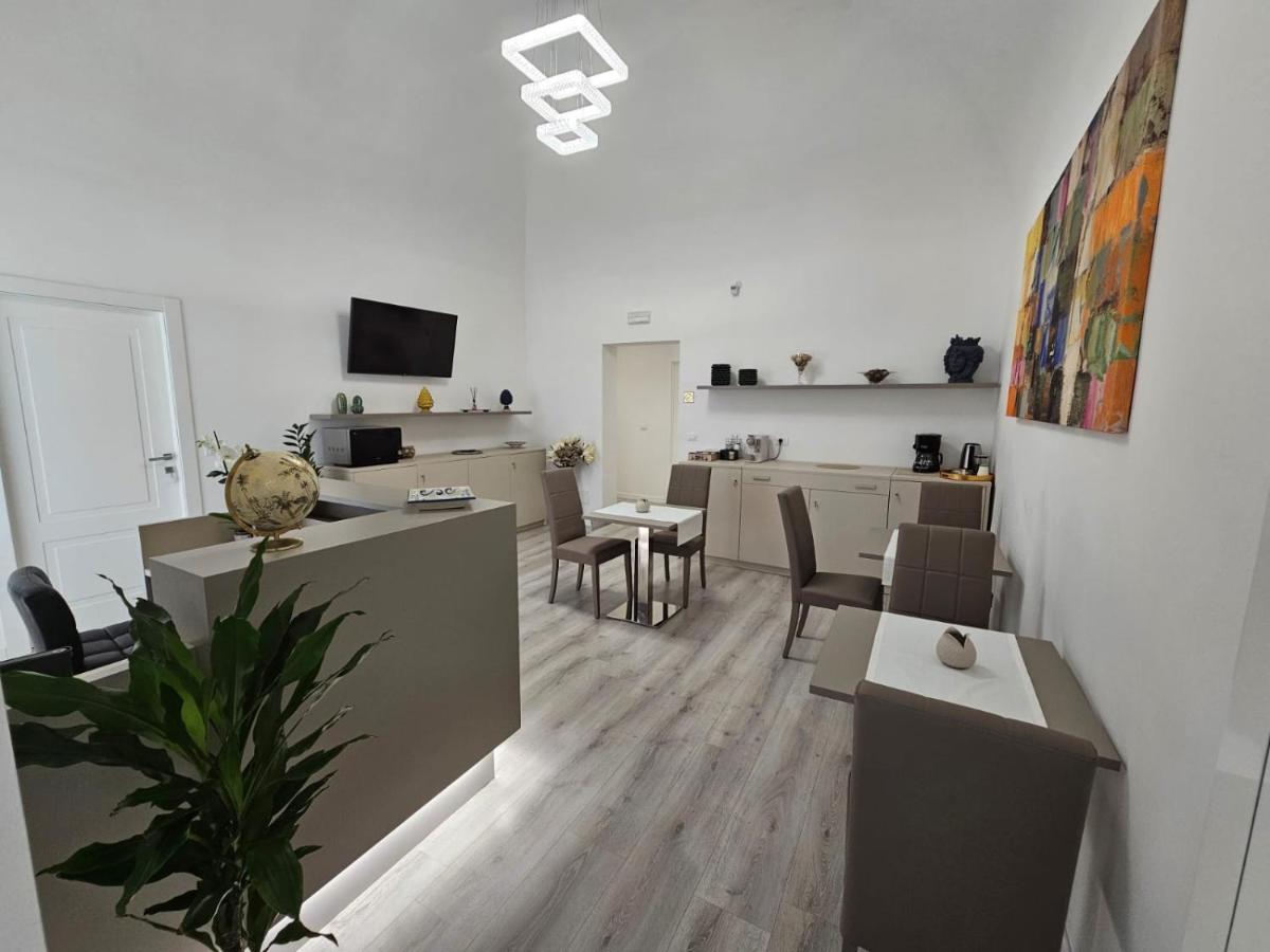 Heart City Rooms Катания Экстерьер фото