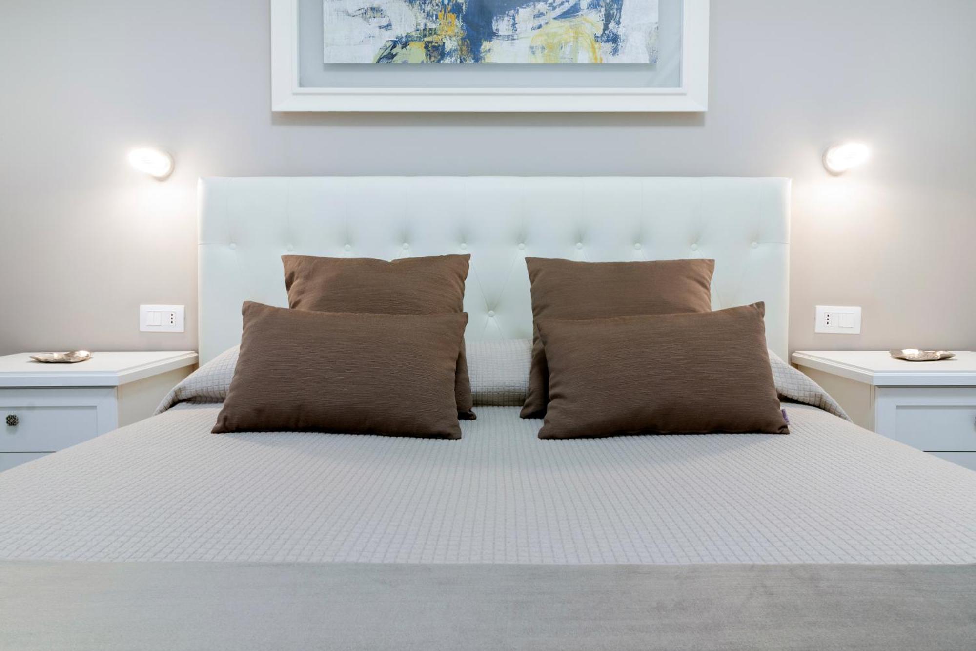 Heart City Rooms Катания Экстерьер фото