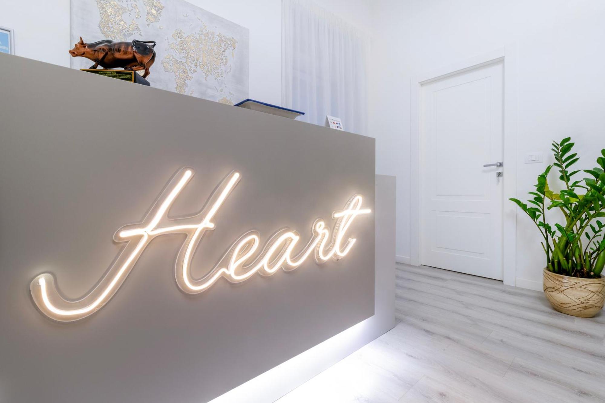 Heart City Rooms Катания Экстерьер фото